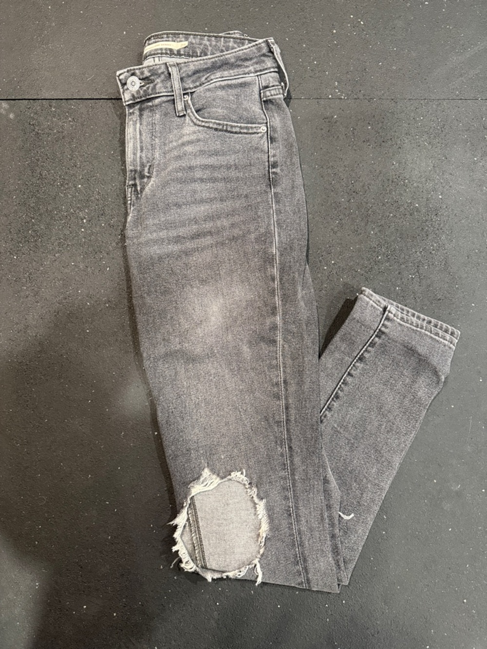 Levi's Grey Skinny Jeans with Distressed Knee